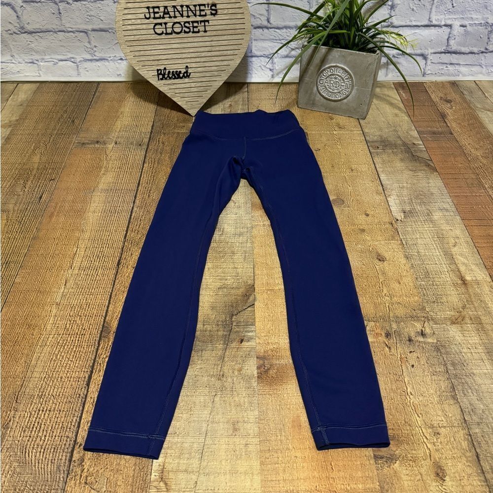 Lululemon Wunder Train High-Rise Tight 25"
Night Sea size 2